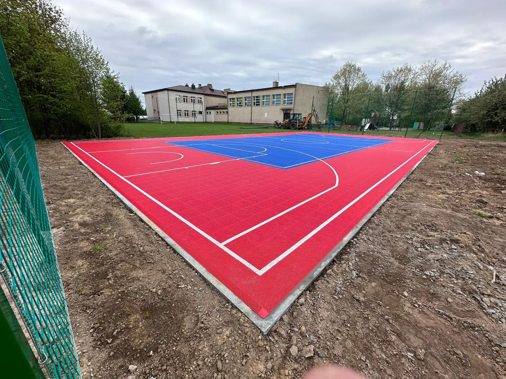 Multifunctional court in Rozniszew - 4